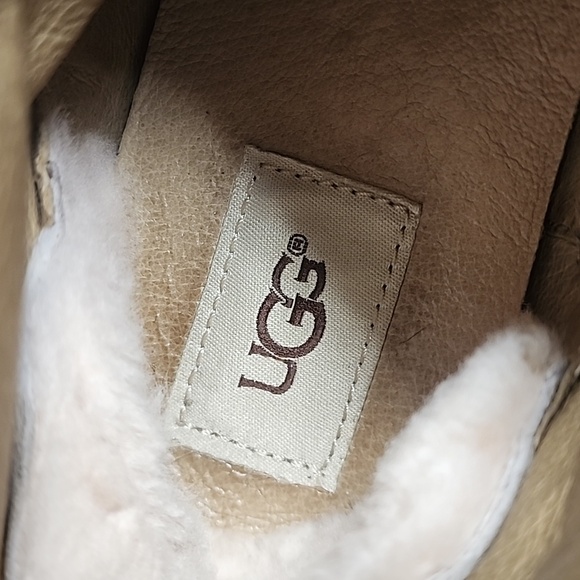 UGG Fringe Suede Moccasins - Sand Size 9.5 - Picture 9 of 10